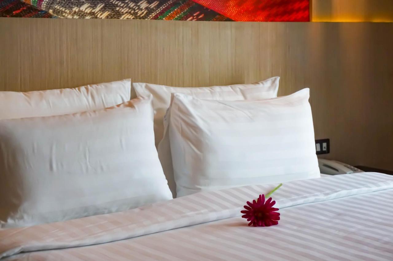 Glow Inn South Pattaya Zewnętrze zdjęcie